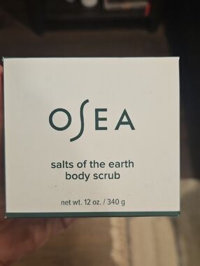 NIB OSEA Sea Salts of the Earth Body Scrub 12oz